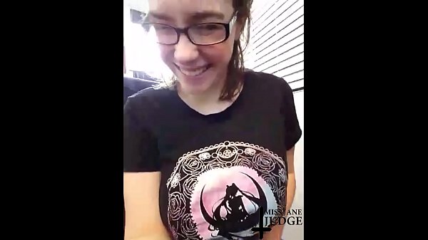 cuckold stoner femdom sexting session