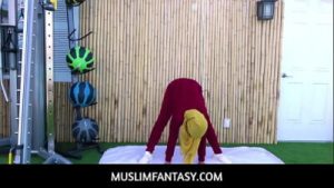 MuslimFantasy  –  Fitness Trainer fucks exotic arabic client