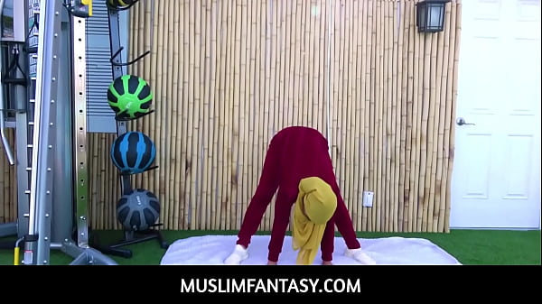 muslimfantasy fitness trainer fucks exotic arabic client