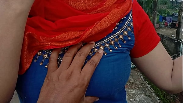 see my maid on rooftop and fuck her