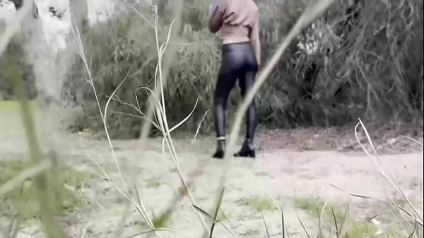 sexo con acosador al aire libre sexo con acosador al aire libre