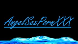 Le doy una rica mamada a mi novio y me trago toda su leche