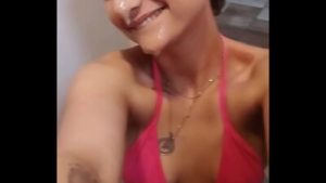 Sadira Hotwife – No banheiro da EROTIKAXXX – RAPIDINHAS