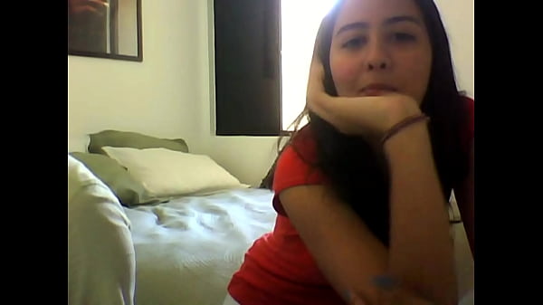 novinha 18 anos virgem transando a primeira vez camera escondida