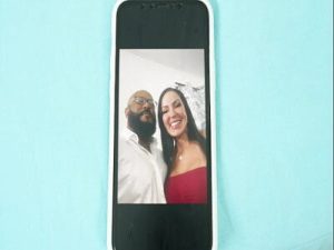 Minha esposa nem sabe que eu sei dela e o pedreiro