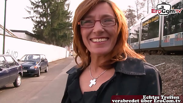 deutsche alte hausfrau angesprochen auf der strase zum sex casting