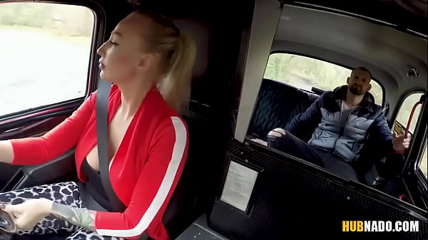 pavel sora fucks kayla green on the back seat of that car