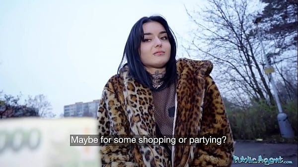 public agent french babe crystal cherry outdoor blowjob and big dick pov