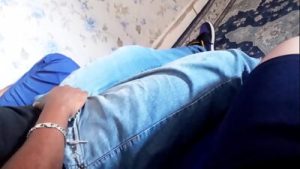 Amigo Hetero Fica de Pau Duro e o Amigo Gay Pede Pra Ver (COMPLETO)