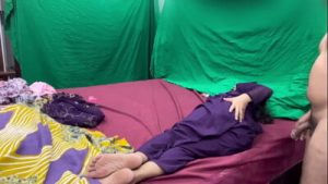 9 Months pregnant wife fucked hard