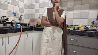 देसी लड़की कॉलेज से आकर अपने सौतेले भाई से चुद गही हिंदी ऑडियो