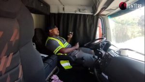 Masturbando no caminhão