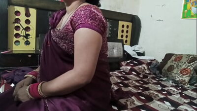 Pinky Bhabhi secretly had sex with her brother and got fucked naked