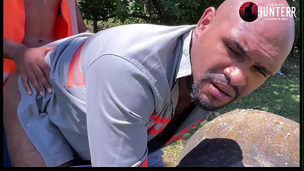 trabalhadores safados se pegando no horario de almoco no parque