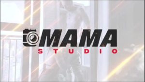 A Milf Gostosa Seduz o Amigo Usando os Pés! Completo no Sheer e X-RED