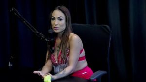 Comentou sobre a geração de criadores de conteúdos, adora provocar, gosta de ir em casa de swing, e a gravação ruim… – Belinha Baracho (WATCH ON: SHEER/RED)