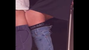 DESPUES DE UNOS TRAGOS EN EL BAR MI MEJOR AMIGO ME FOLLA SALVAJEMENTE SIN CONCIENCIA