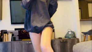 quiet nerdy girl gives the best head FINALE / deepthroat, riding, standing doggy, CUMSHOT INSIDE