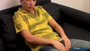 UndieTwinks: Bryce Corbin gets hot and wet in the shower while wanking hard