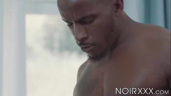 Hunky black dude pheonix fellington anal fucks colton grey