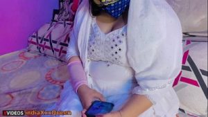 पहली बार मैंने अपनी गांड चुदाई करवाई, अपने देवर से हाय राम मुझे नहीं पता था मेरी गांड इतनी टाइट है मेरी चूत से पेशाब बहार आगया लेकिन गांड चुदाई करवाने में मज़ा बहुत आया