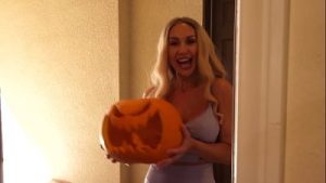 Blonde Bombshell Anna Kolba Will Sweat For Cock