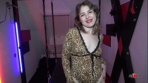 Young and sexy girl private home creampie gangbang