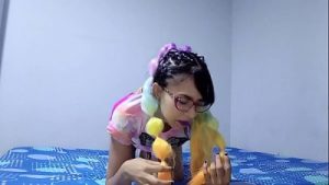 Cosplay termina con el culo rotó después de un baile sexy, sexo duro anal