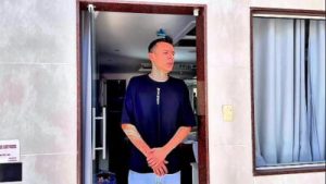 Funcionário comendo a patroa escondido do patrao