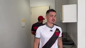 TORCEDOR DO VASCO FUDENDO RABO DE FLUMINENCE PASSIVO – PROMO