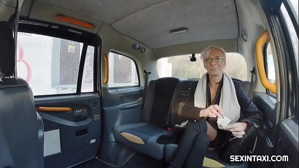 She offers her body to our taxi driver 1 e27e91b0f57802c99378674c4a875cb0.20