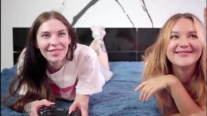 She wanted to play in video games but i desadied to play with her pussy