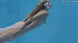 Mimi Cica surprises you once again