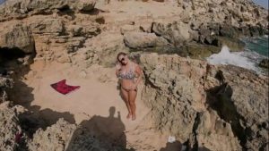 FREMDFICK FELSENSCHLAMPE?! OUTDOOR CREAMPIE GIERIG? REINSPRITZEN IST HEUTE PFLICHT!