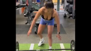 Train Like A Beast !45lb Bar & 10lb plates each side #gym #fitness #workout #gains #weightlifting #girlswholift #mu …