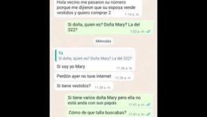 LE TOME ESTAS FOTOS A DOÑA MARY EN RICOS LEGGINS QUE BUEN CULO TIENE LA VECINA