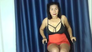 Thaiger Has a Massive Orgasm and Squirts an Endless Waterfall