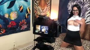 BEHIND THE SCENES OF PORN SHOOT MAXXX LOADZ MEETS ASIAN BABE JADE