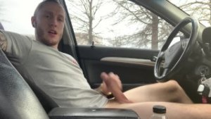 White boy cums huge in car