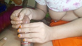 Hot Bengali Aunty Blowjob & Hand Job Cumshaw With Beautiful Lips