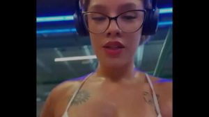 O cardio da gata tá em dia ??