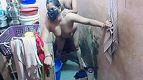 Husband And Wife Bathing In Bathroom Then Hardcore