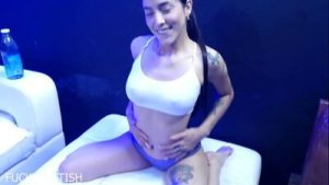 Helen Star webcammer wet top