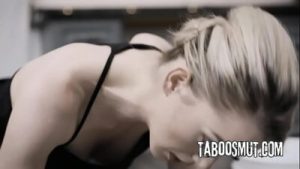 An Honest Living – Anny Aurora