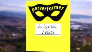 Dirty Pleasure with Smearing and Licking