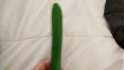 Horny finnish faggot cumming on his bed without jerking.