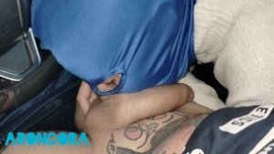 MY GIRLFRIEND GIVES A BLOWJOB IN THE CAR TO A BISEXUAL STRANGER ARONCORA