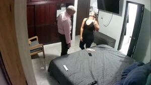 Se la mamo a maduro canoso