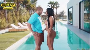 Trophy Wife’s Wet Seduction.Sara Retali / Brazzers/Enter promo code xvpromo at checkout