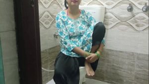 Beautiful Stepmom Fucked by Naughty  step son  in dirty talk